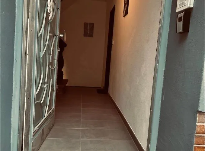 Lovely 1-bed In Appartamento